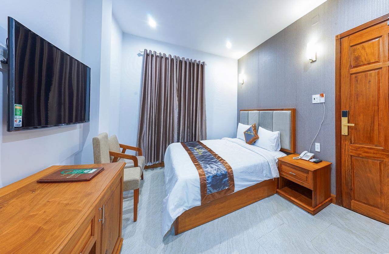 Hotel Nhat Thanh Quy Nhon Eksteriør billede