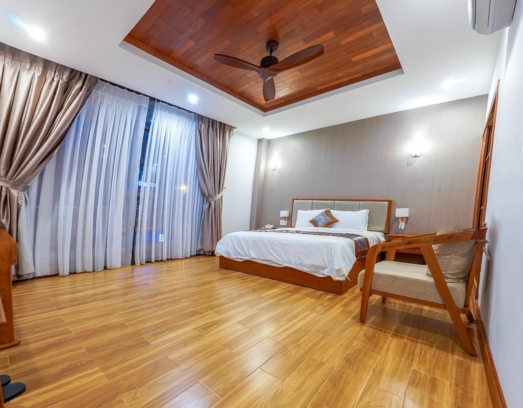 Hotel Nhat Thanh Quy Nhon Eksteriør billede